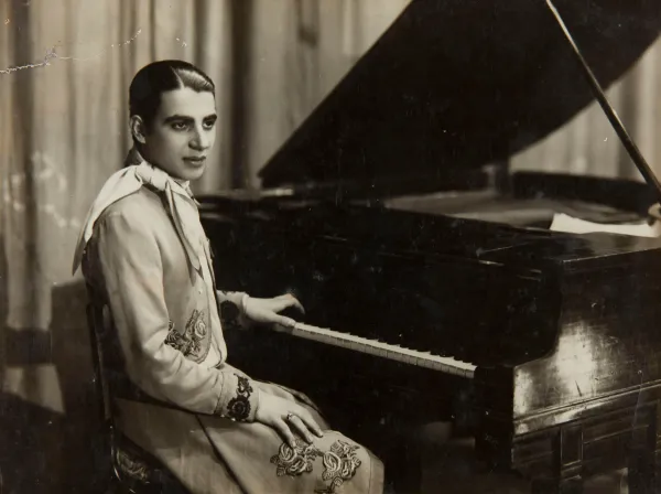 11/2024 - Lucio Demare with three singers - Beautiful valses